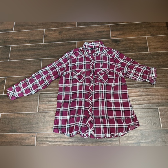 Torrid Challis Button-Down Long Sleeve Shirt Size 1X - Picture 5 of 10